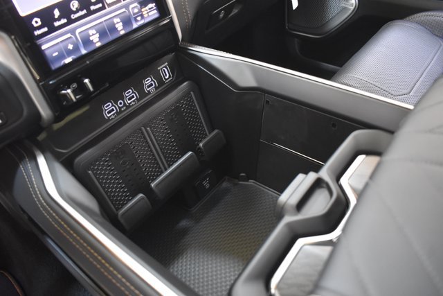 New 2027 RAM 1500 Tungsten AWD/4WD image 29