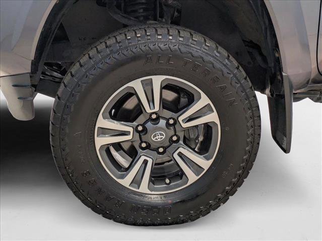Used 2019 Toyota Tacoma TRD Sport image 22