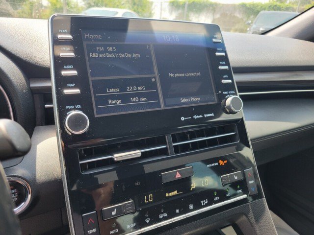 Used 2019 Toyota Avalon XLE w/ Moonroof Package FWD image 19