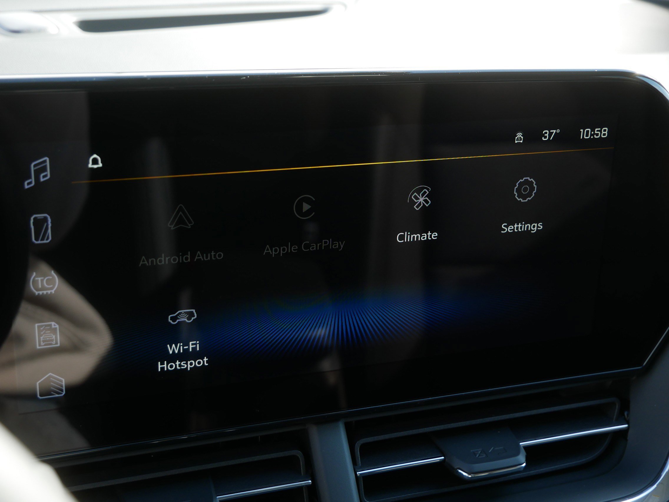 New 2026 Chevrolet Trax LT w/ LT Convenience Package image 17