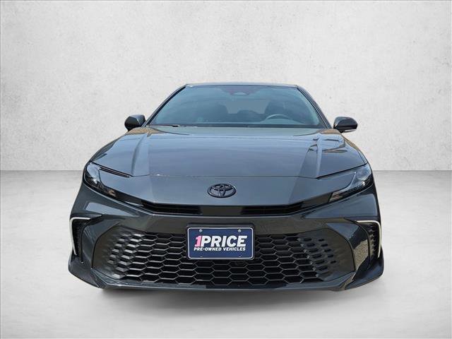 Used 2026 Toyota Camry SE w/ Convenience Package image 2