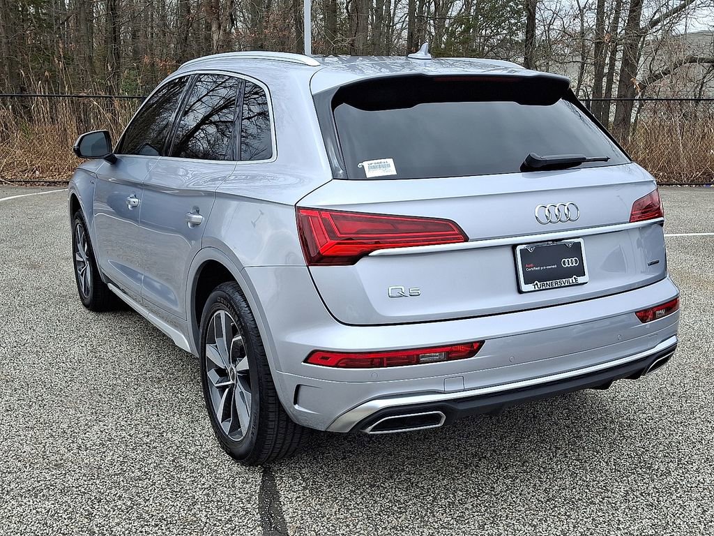 Certified 2023 Audi Q5 2.0T Premium w/ Convenience Package AWD/4WD image 4