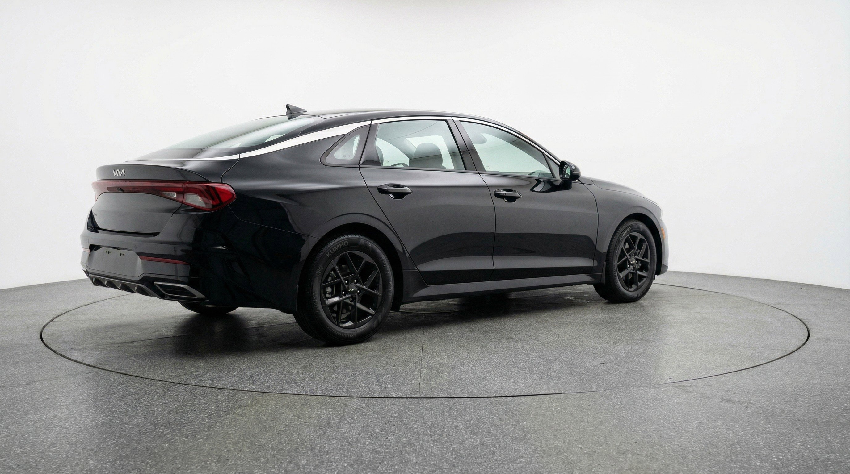 Used 2025 Kia K5 LXS image 9
