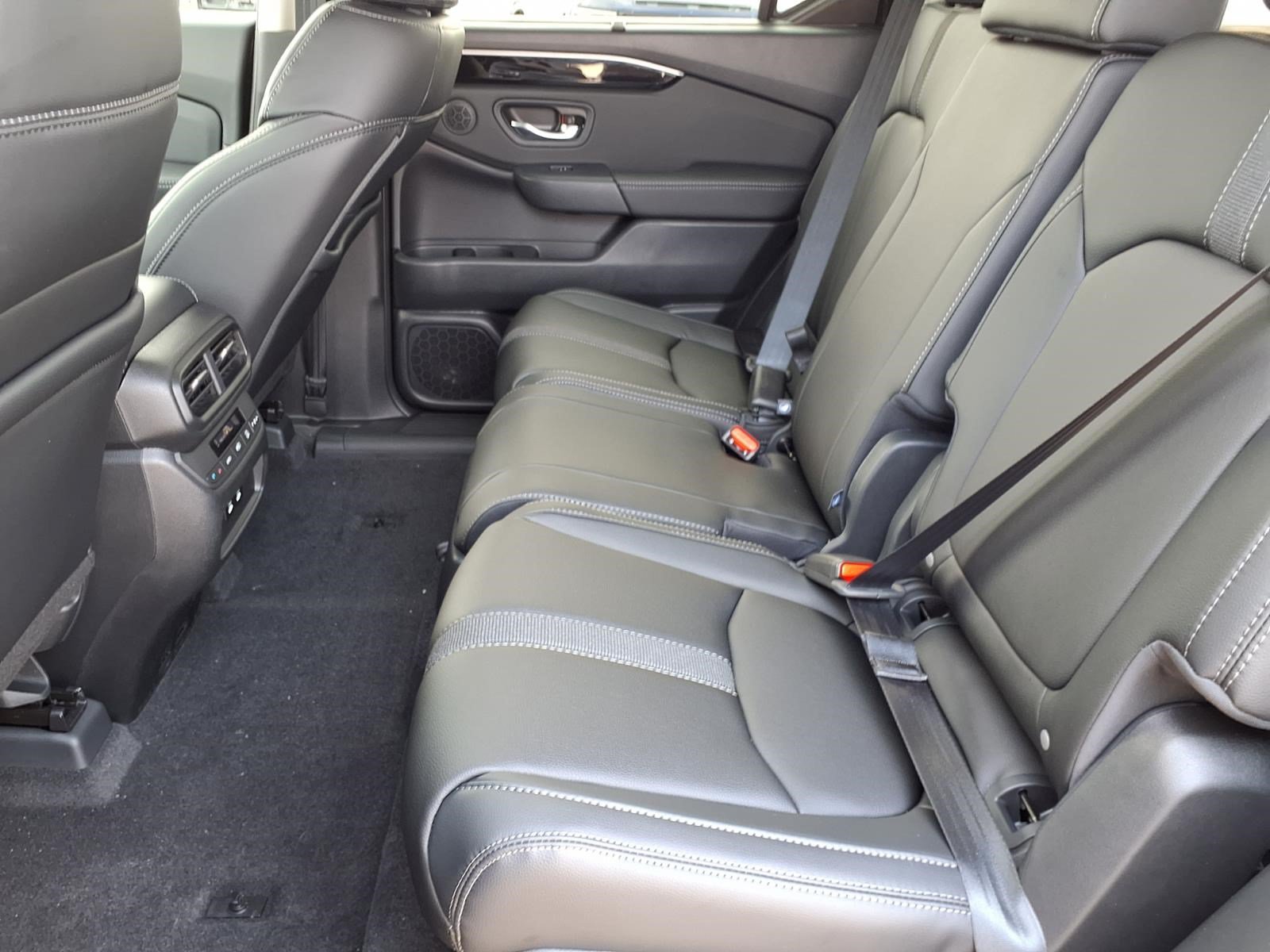 New 2026 Honda Pilot EX-L image 10
