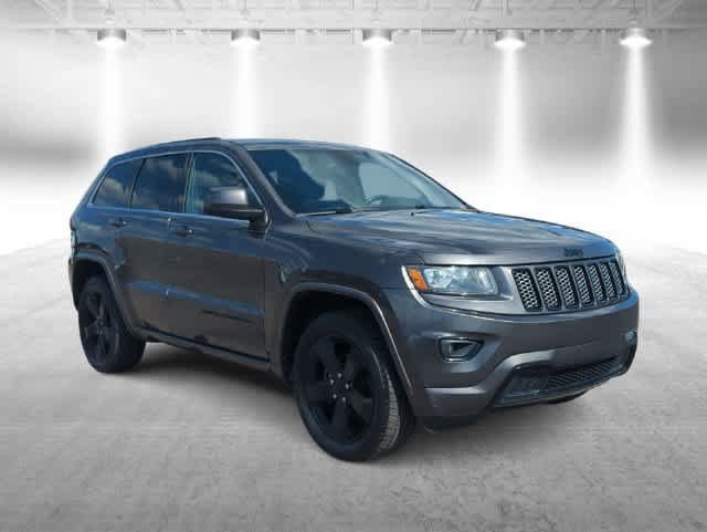Used 2015 Jeep Grand Cherokee Altitude AWD/4WD image 2