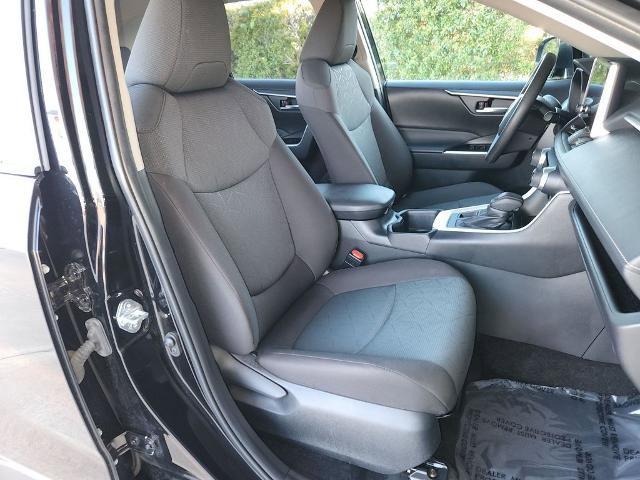 Used 2025 Toyota RAV4 XLE w/ Convenience Package image 15