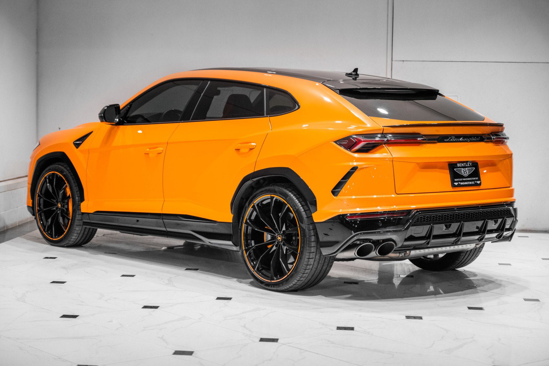 Used 2022 Lamborghini Urus image 7