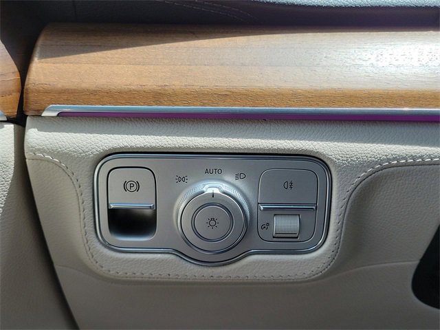 Used 2024 Mercedes-Benz GLS 580 4MATIC image 27