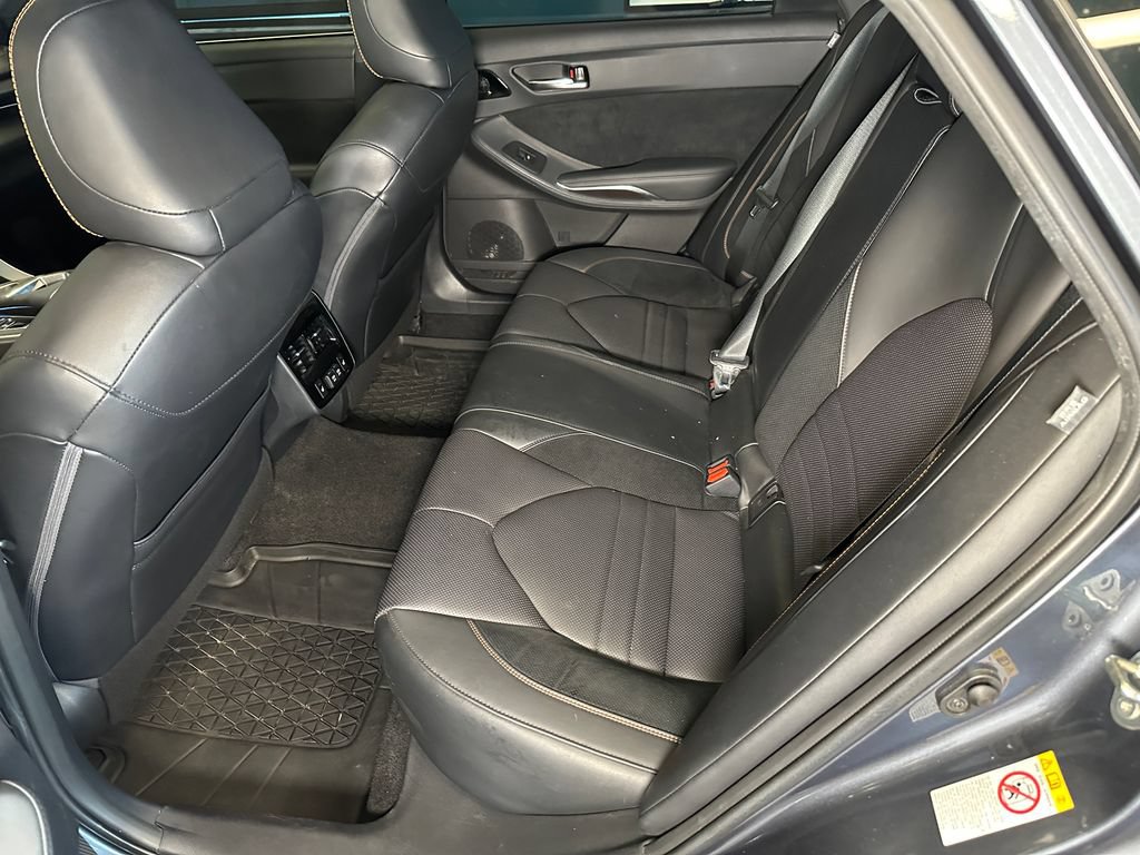 Used 2019 Toyota Avalon Touring w/ Advanced Safety Package FWD image 21