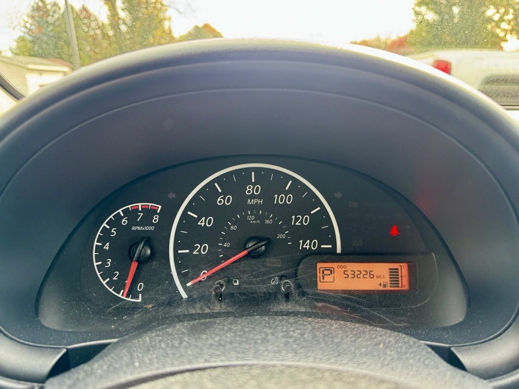 Used 2015 Nissan Versa S Plus image 27