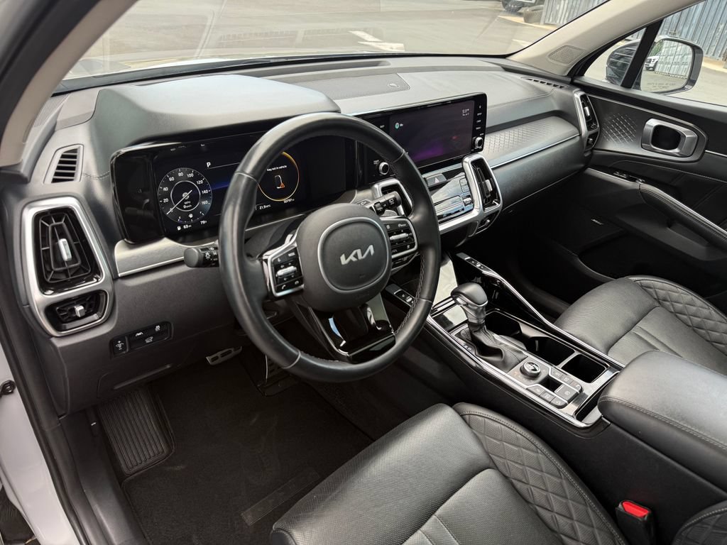 Used 2022 Kia Sorento SX Prestige AWD/4WD image 22