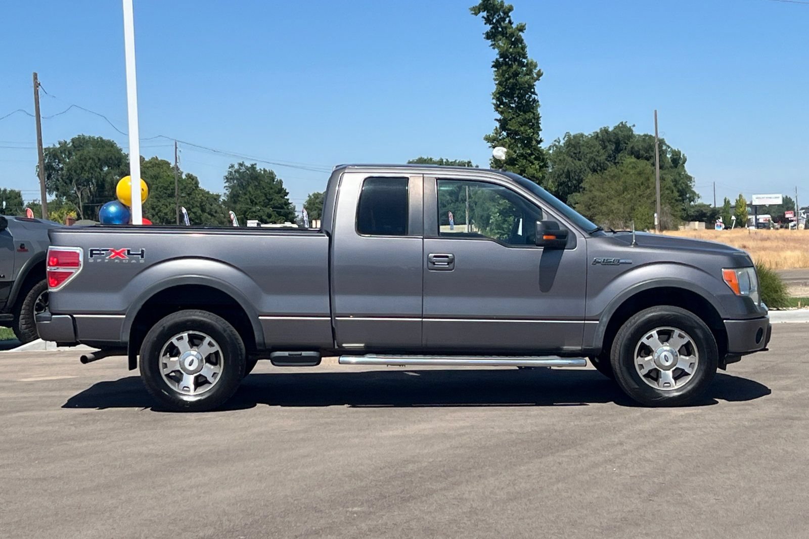 Used 2010 Ford F150 FX4 AWD/4WD image 3