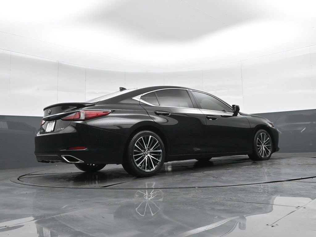 Used 2023 Lexus ES 350 w/ Premium Package image 38
