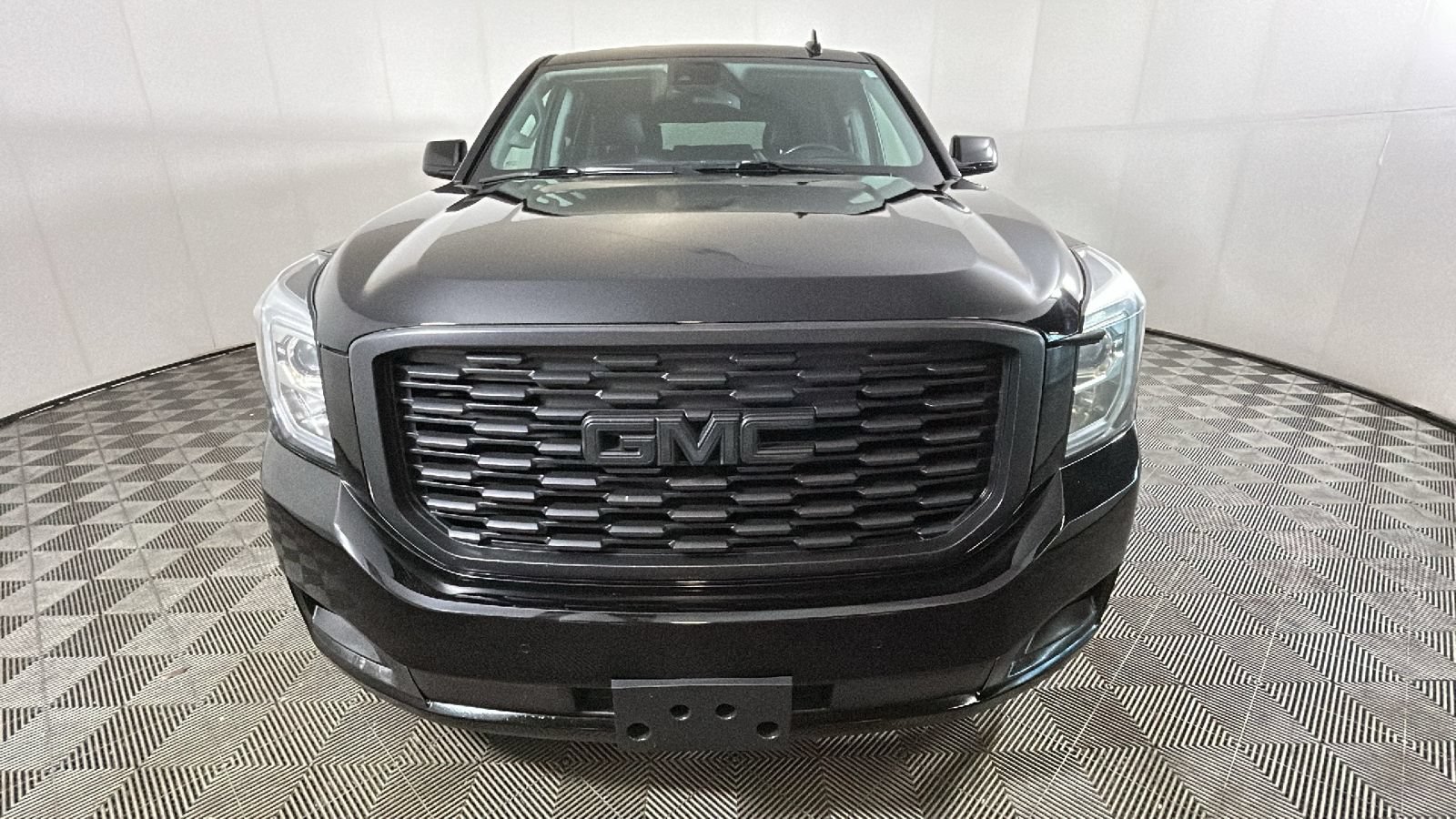 Used 2020 GMC Yukon XL Denali w/ Open Road Package AWD/4WD image 9
