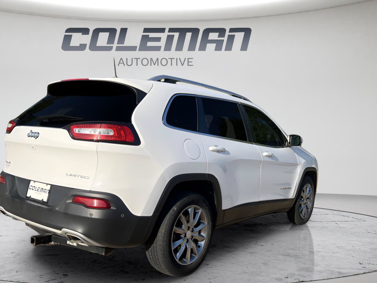 Used 2017 Jeep Cherokee Limited w/ Luxury Group AWD/4WD image 23