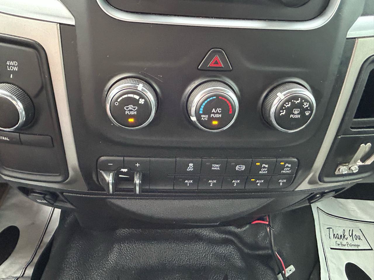 Used 2018 RAM 2500 SLT AWD/4WD image 23