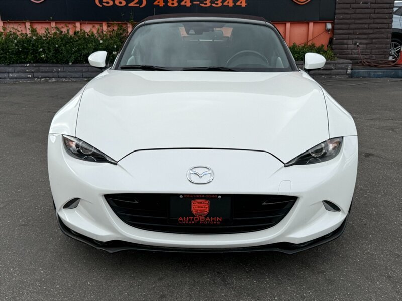 Used 2018 MAZDA MX-5 Miata Grand Touring RWD image 3
