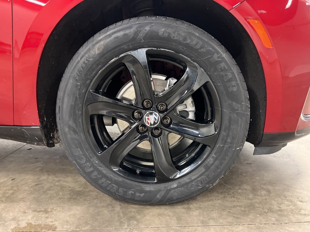 Certified 2023 Buick Enclave Essence w/ Sport Touring Edition image 20