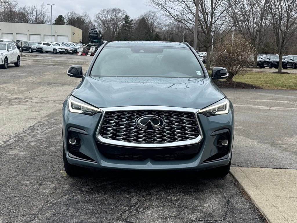 Used 2025 INFINITI QX55 Essential image 8
