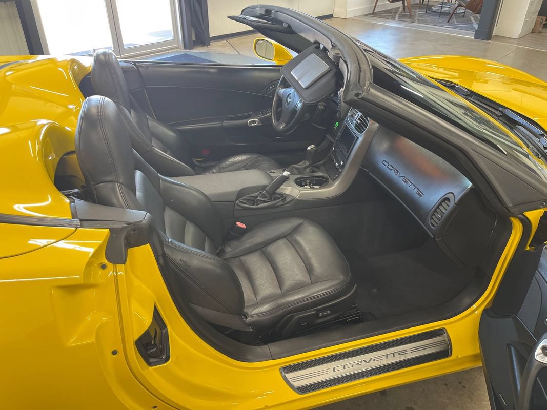 Used 2007 Chevrolet Corvette Convertible w/ Preferred Equipment Group RWD image 51
