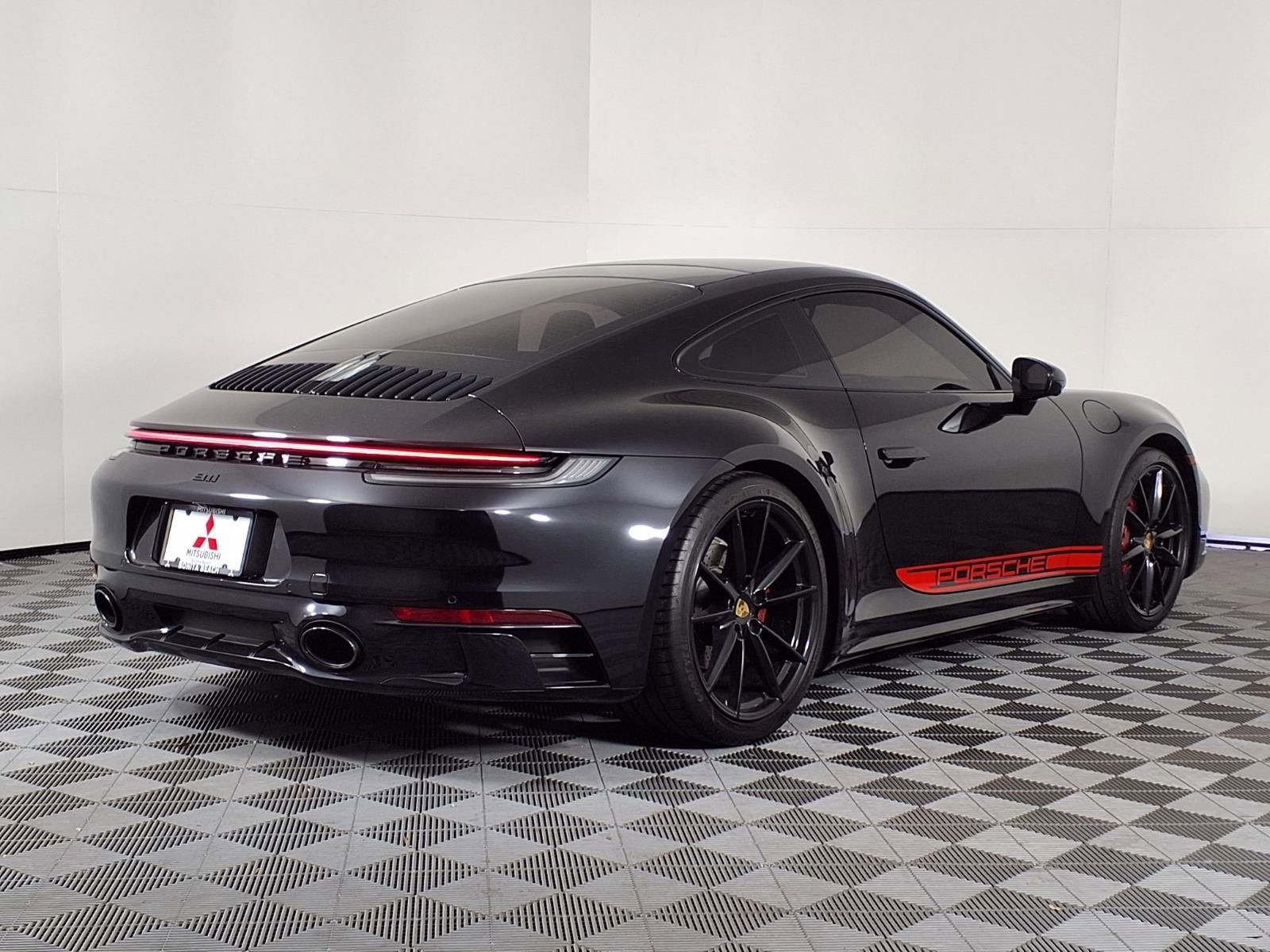 Used 2023 Porsche 911 Carrera RWD image 30