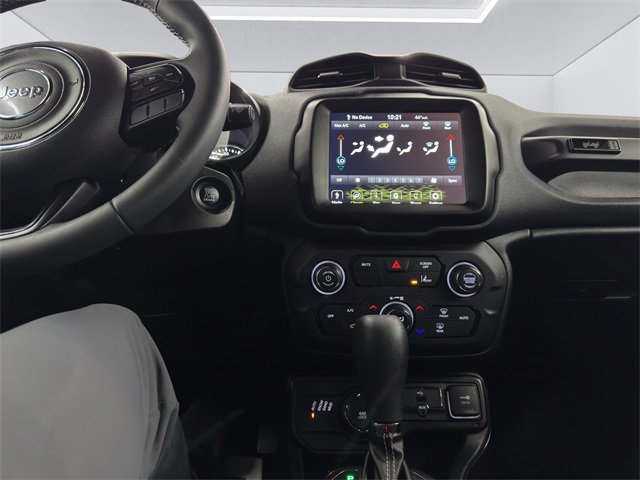 Used 2021 Jeep Renegade Latitude image 16