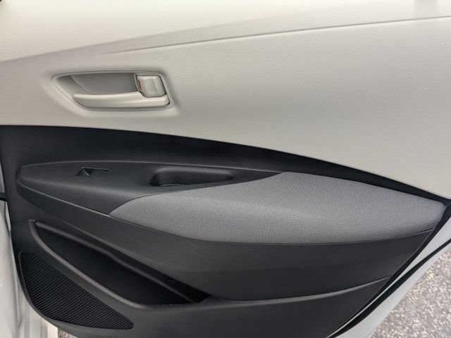 Used 2023 Toyota Corolla LE FWD image 15
