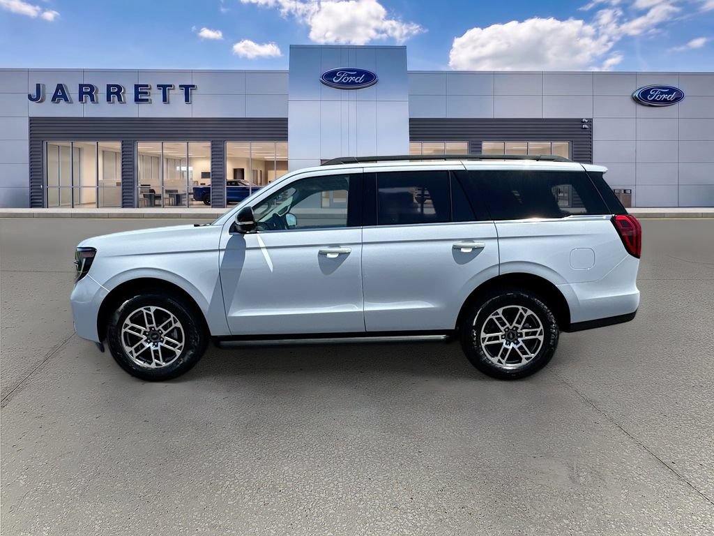 New 2026 Ford Expedition Active RWD image 4