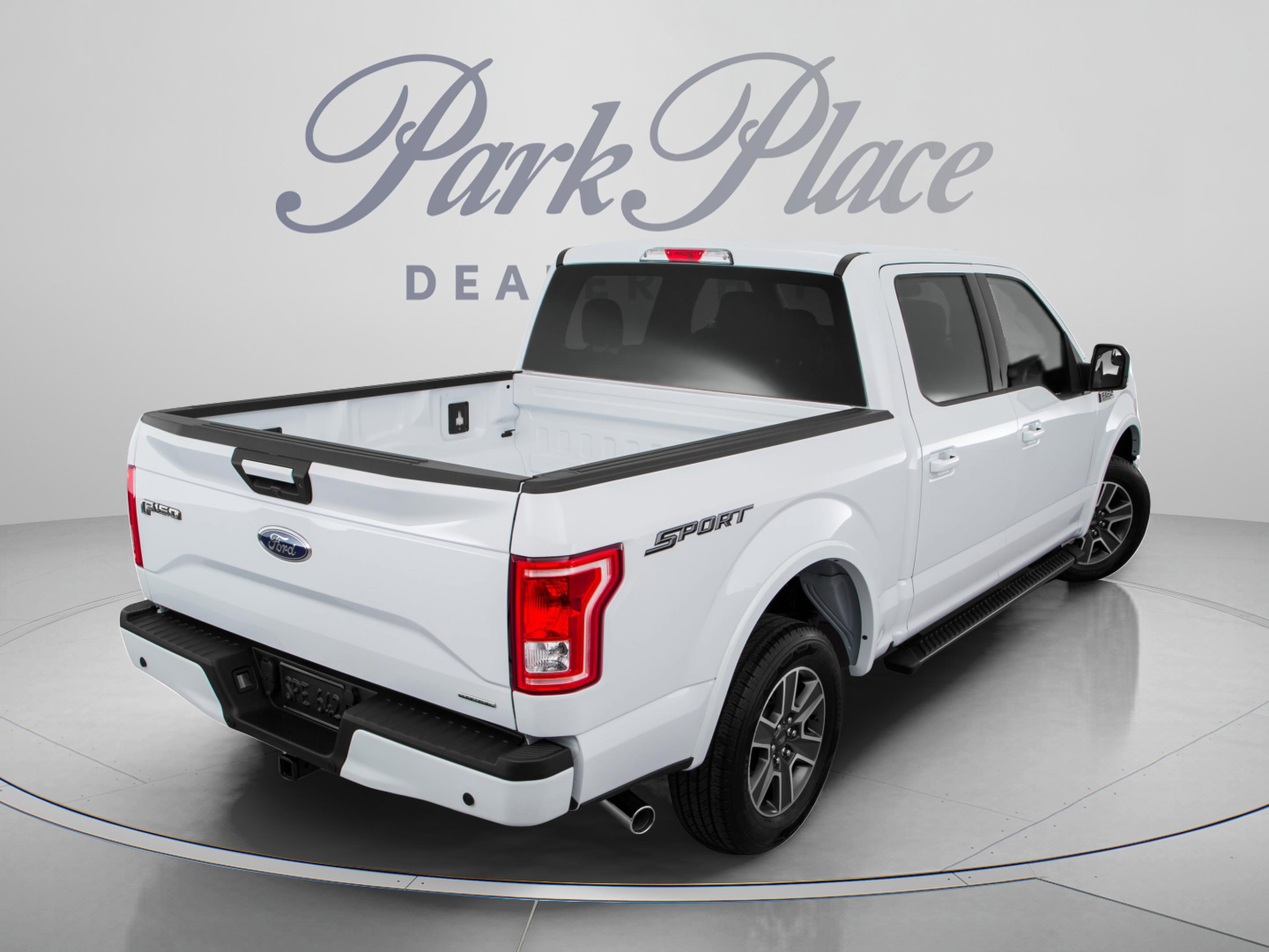 Used 2016 Ford F150 XLT w/ Equipment Group 302A Luxury RWD image 9