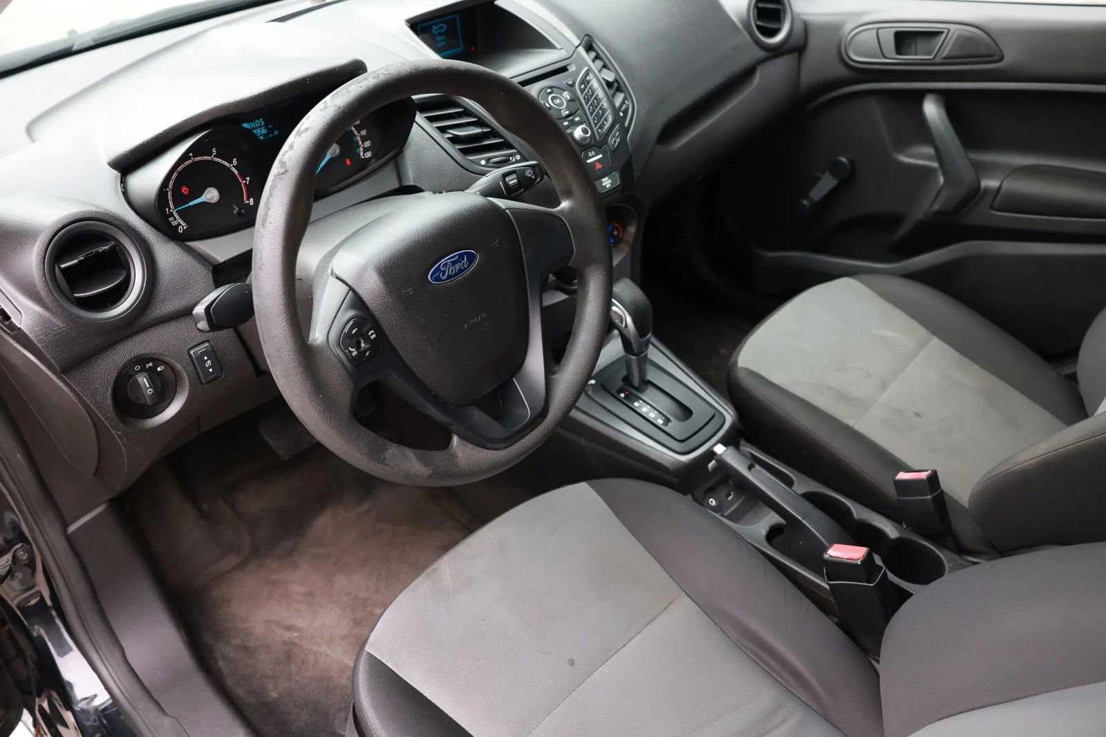 Used 2017 Ford Fiesta S FWD image 13