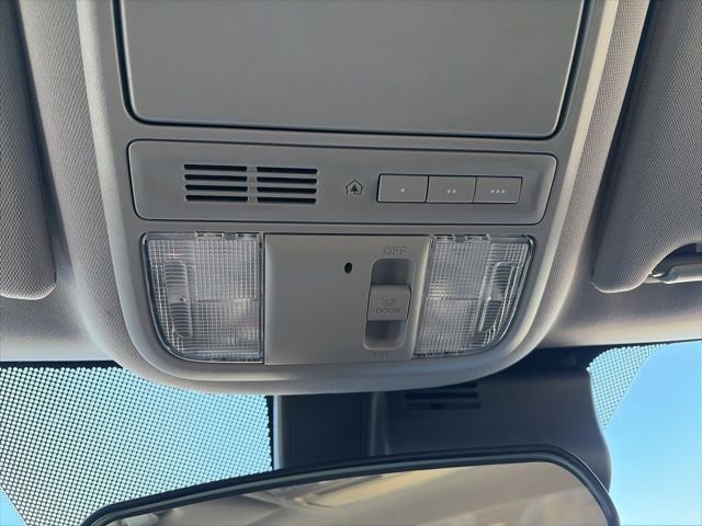 Used 2023 Honda Ridgeline Sport image 25