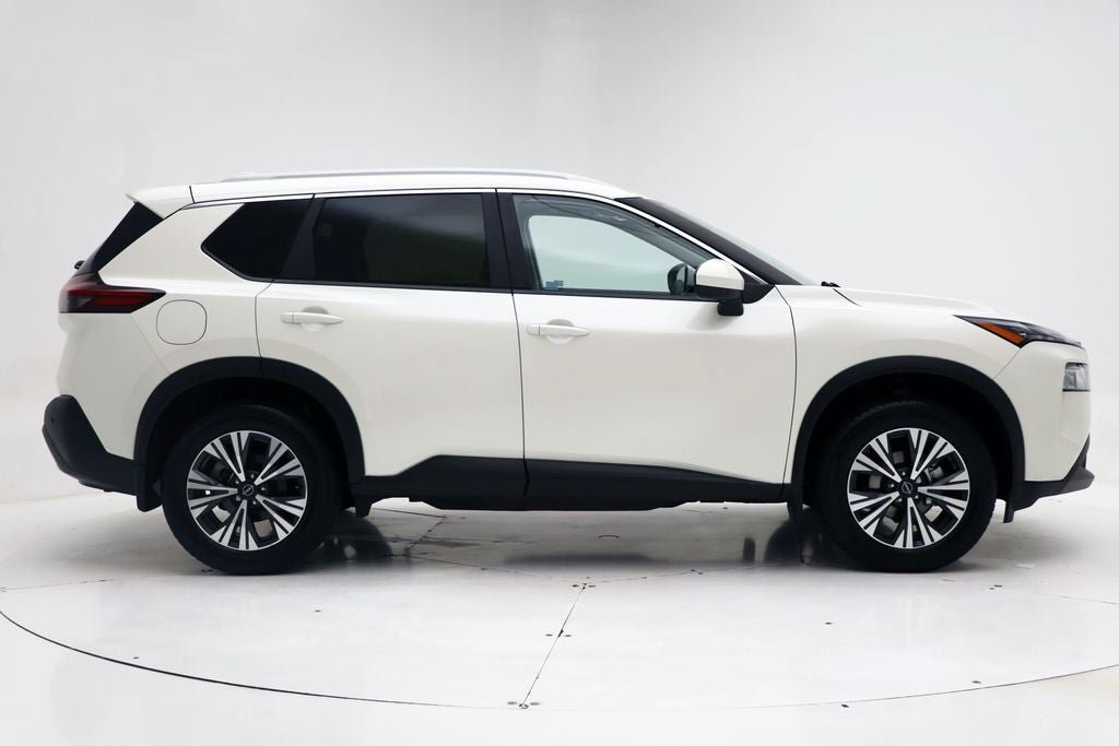 Used 2023 Nissan Rogue SV w/ SV Premium B Package AWD/4WD image 3