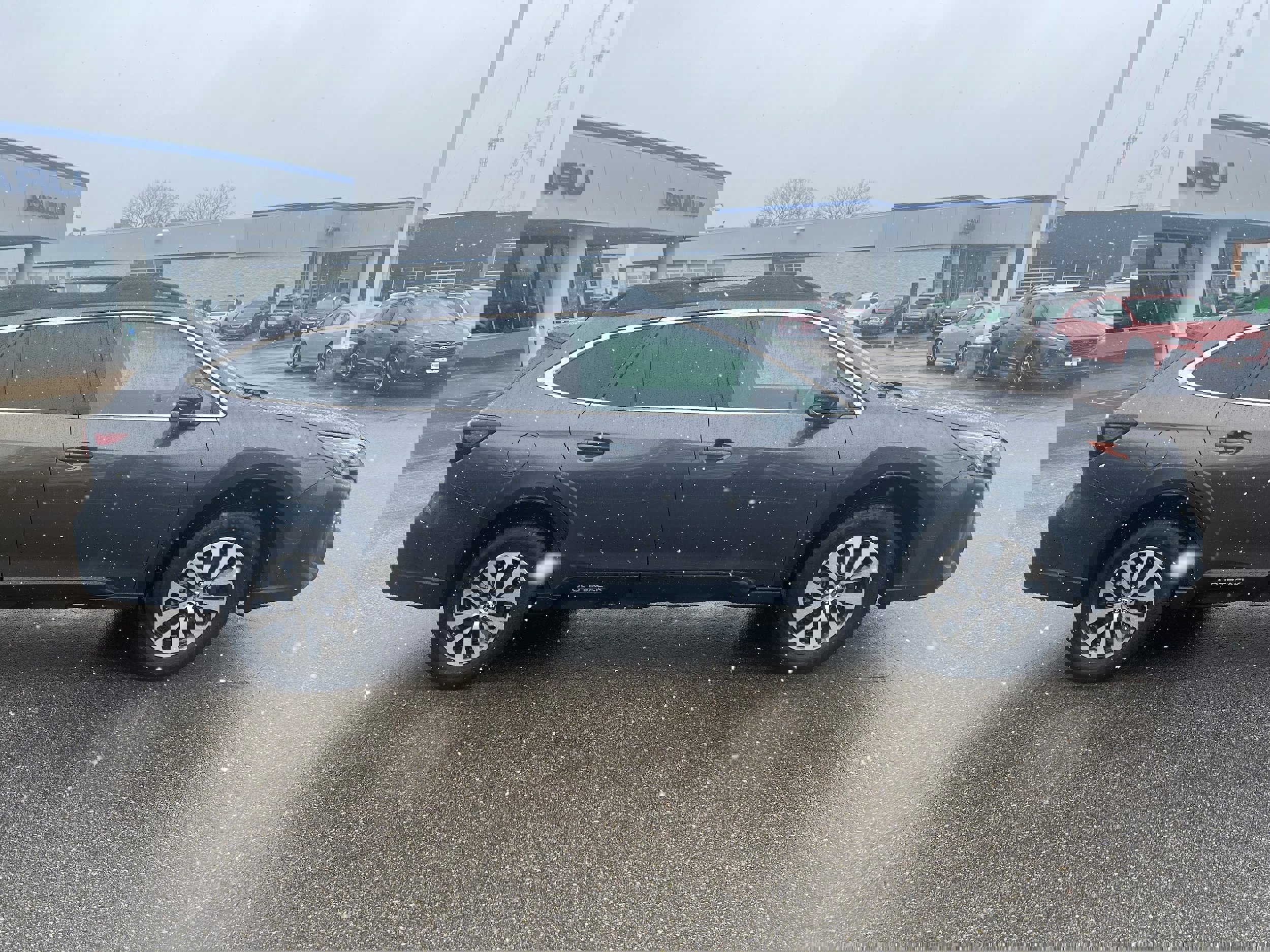 Certified 2025 Subaru Outback Premium image 8