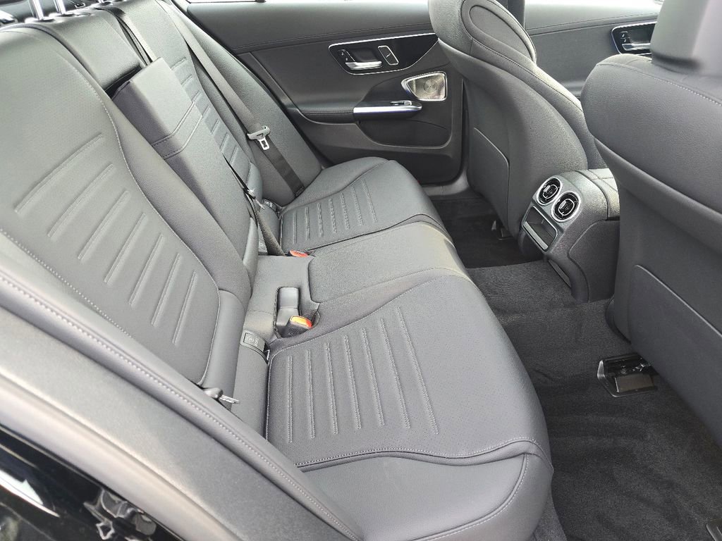 New 2026 Mercedes-Benz C 300 4MATIC Sedan image 21