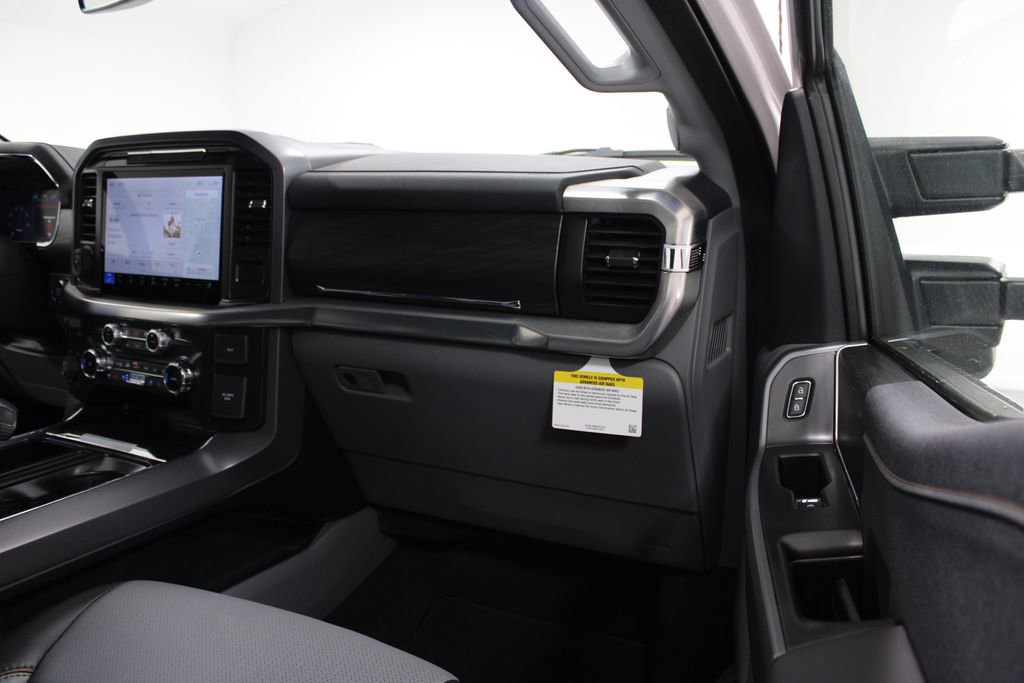 New 2025 Ford F150 Lariat w/ Equipment Group 501A Mid image 28