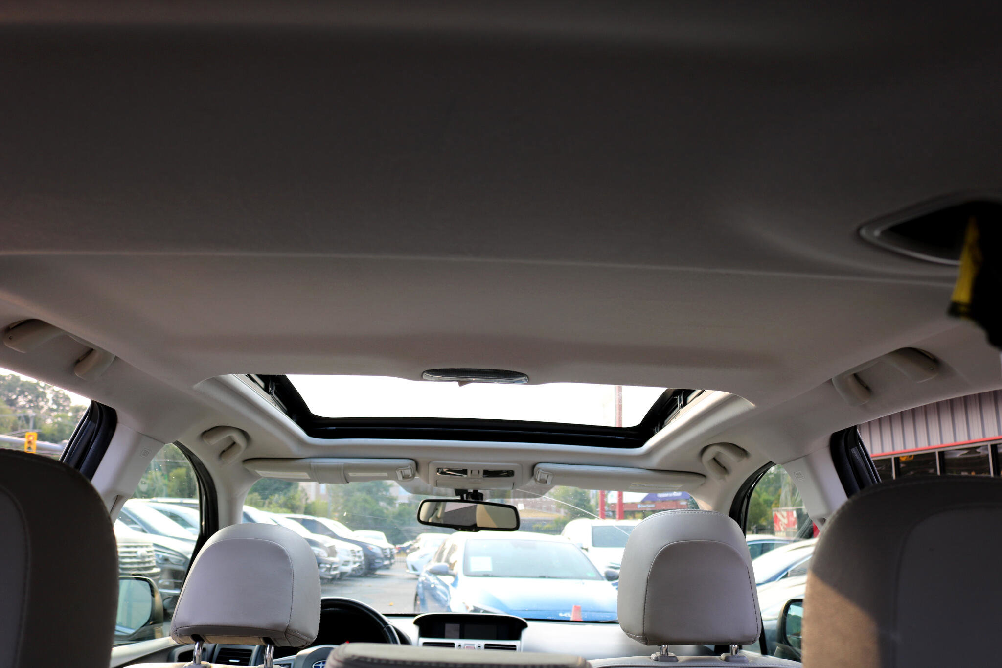 Used 2014 Subaru Forester 2.5i Limited image 33