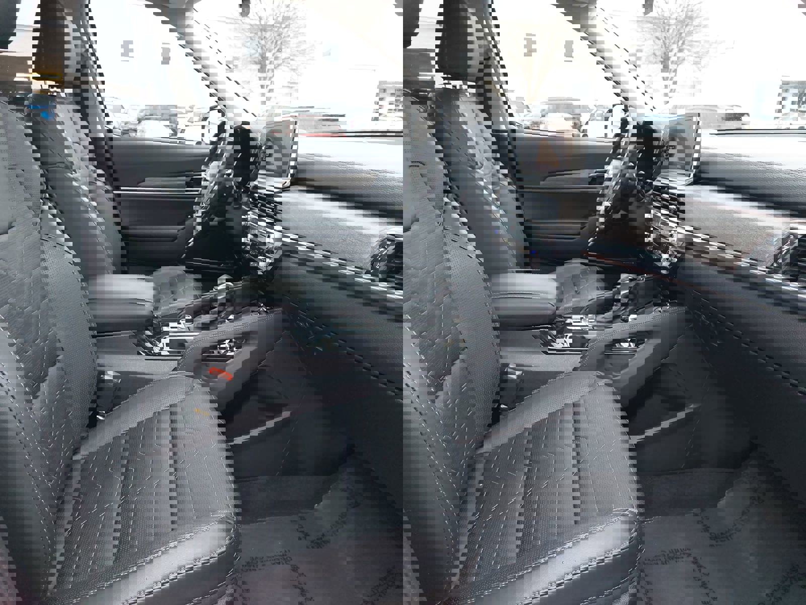 Used 2022 Kia Telluride SX w/ SX Prestige Package image 10