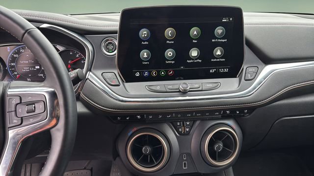 Used 2023 Chevrolet Blazer Premier w/ Enhanced Convenience Package image 10