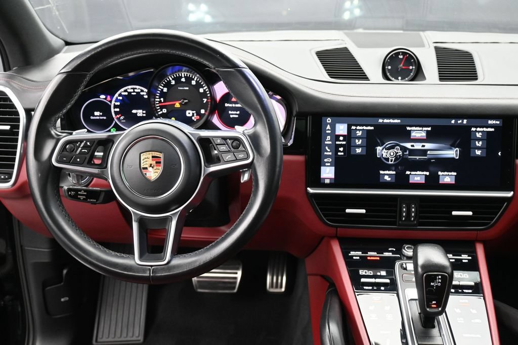 Used 2019 Porsche Cayenne S AWD/4WD image 11
