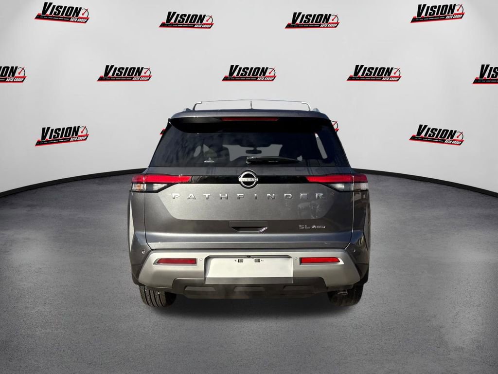 New 2025 Nissan Pathfinder SL image 6