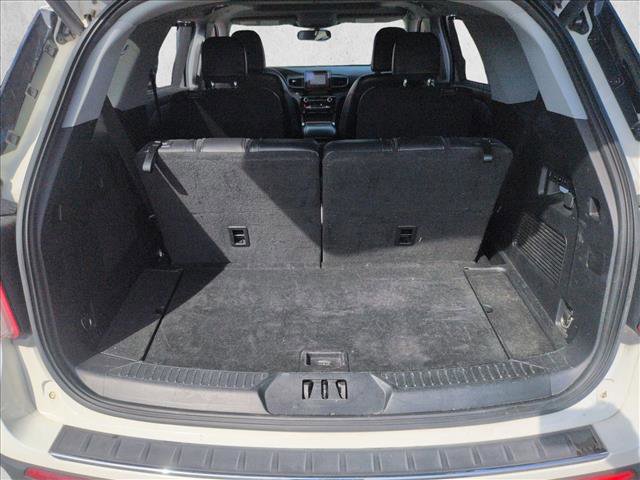 Used 2022 Ford Explorer Limited video 3
