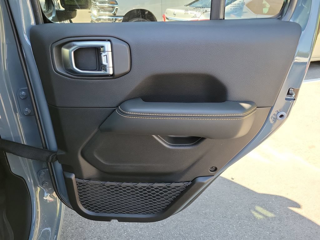 New 2026 Jeep Gladiator Sport AWD/4WD image 34