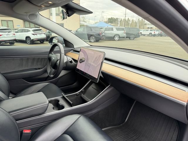 Used 2019 Tesla Model 3 Mid Range image 33