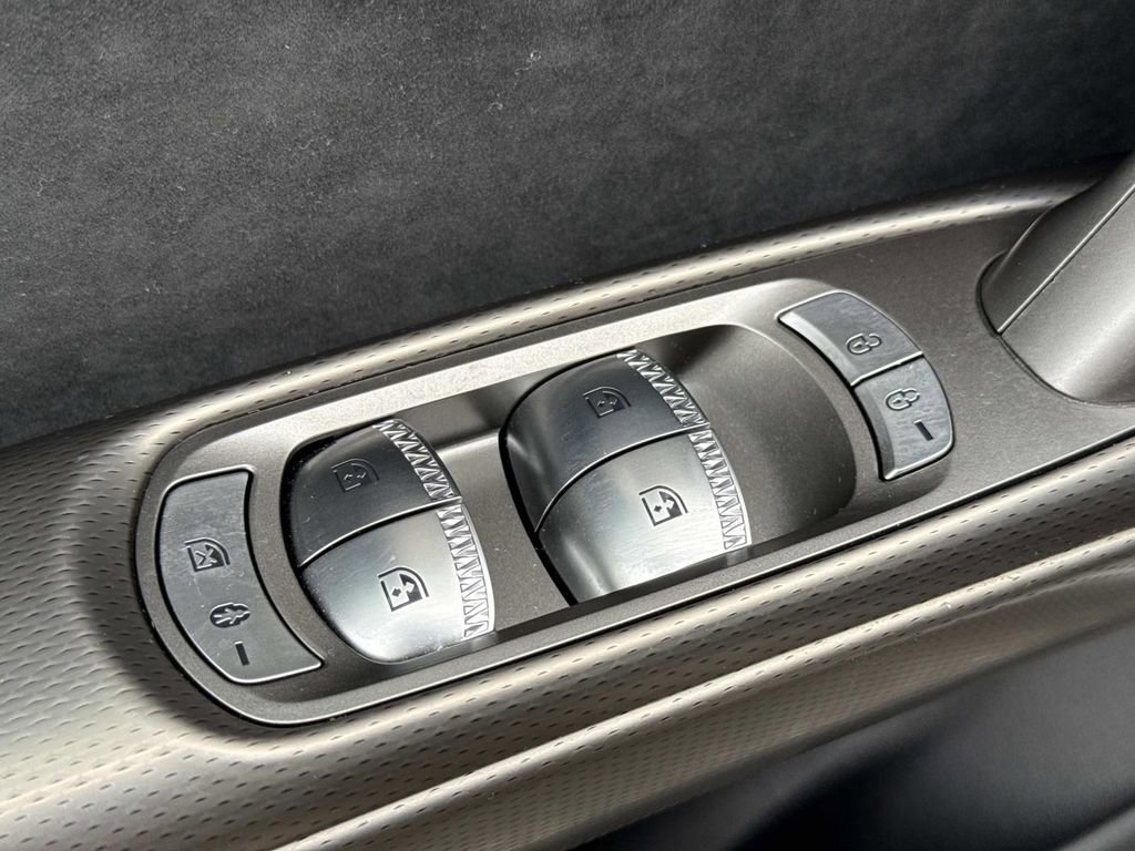 Used 2024 Genesis GV60 Performance AWD/4WD image 24