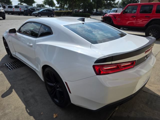 Used 2017 Chevrolet Camaro LT w/ Technology Package RWD image 2