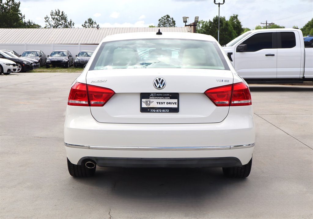 Used 2014 Volkswagen Passat TDI SE FWD image 6