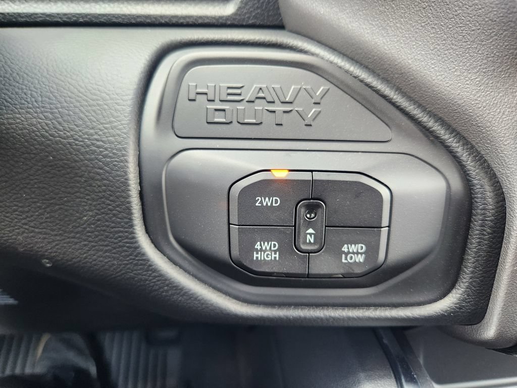 New 2026 RAM 2500 Laramie w/ Night Edition AWD/4WD image 21