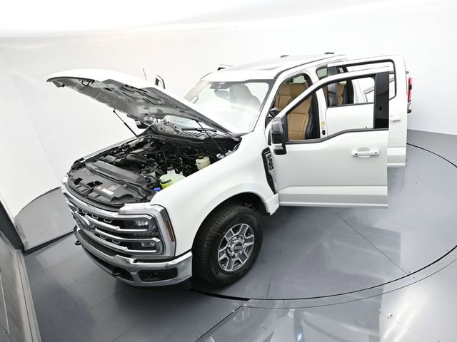 New 2026 Ford F350 Lariat image 36