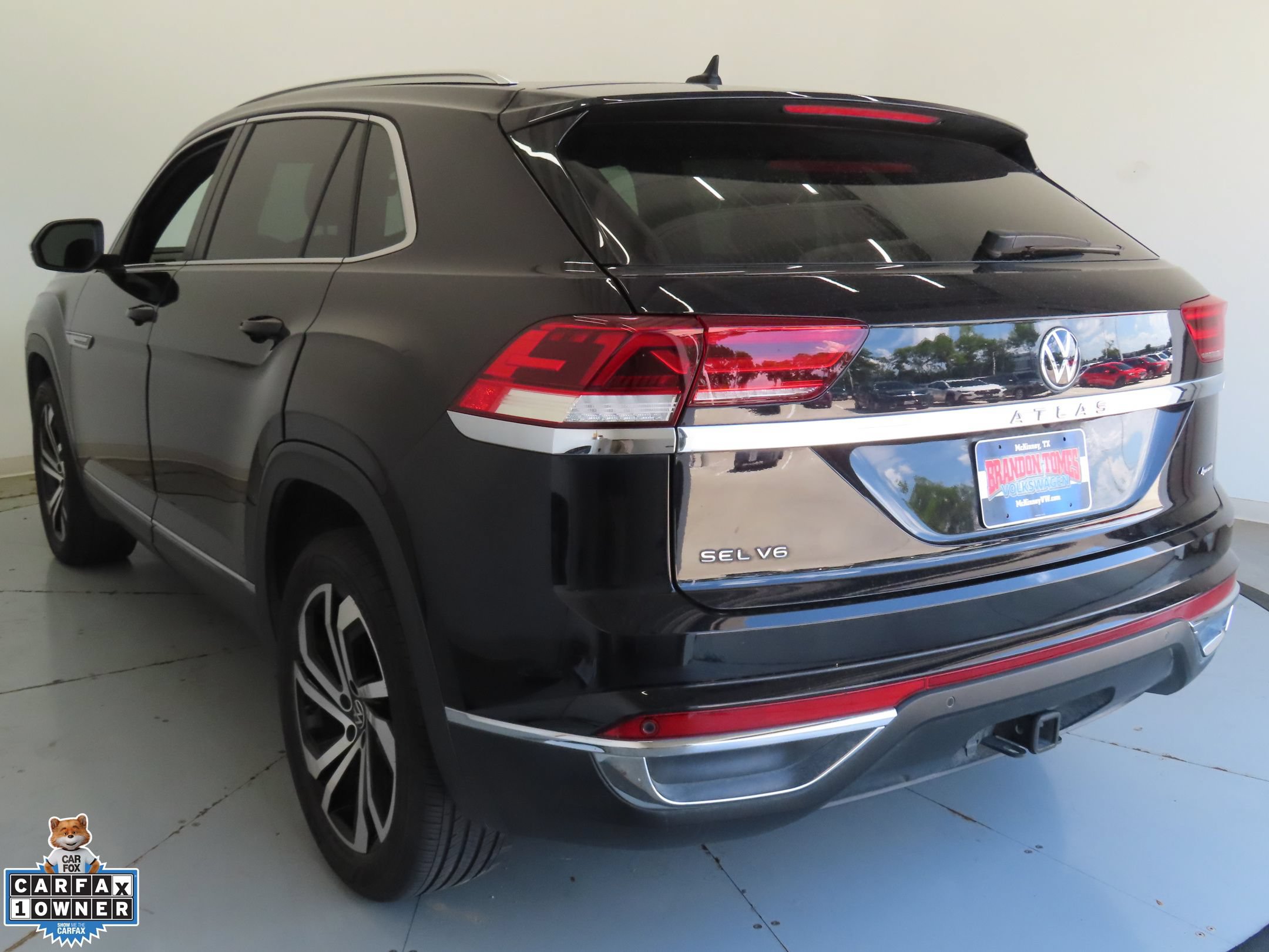 Certified 2023 Volkswagen Atlas Cross Sport SEL AWD/4WD image 6