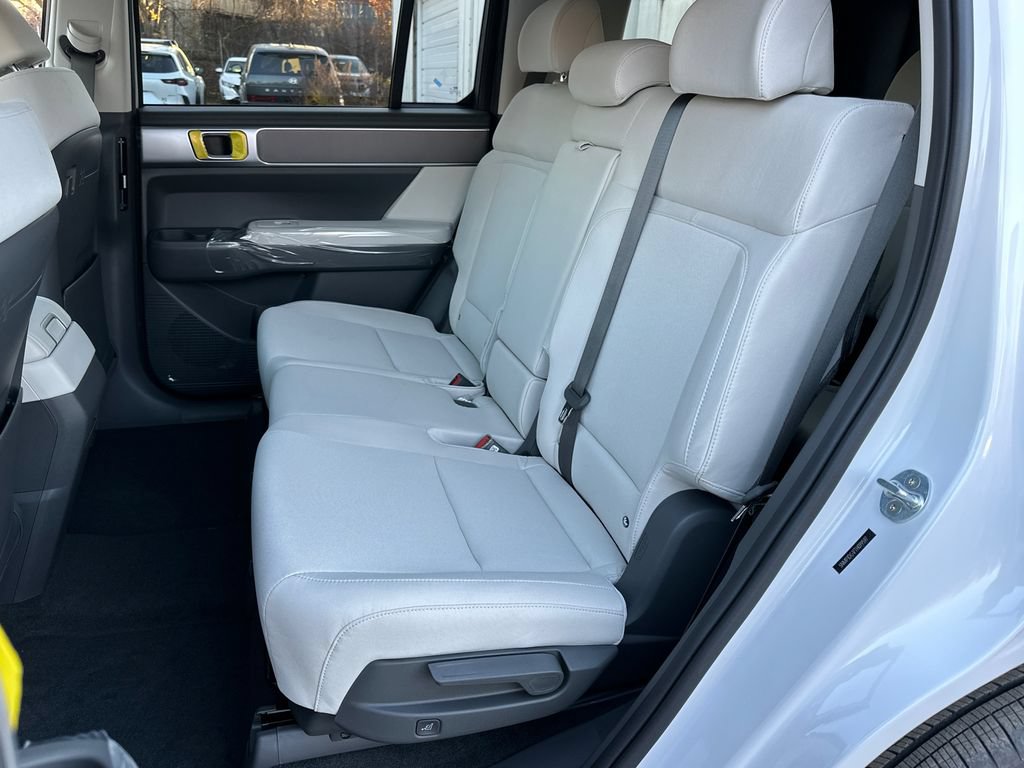 New 2026 Hyundai Santa Fe SE AWD/4WD image 19